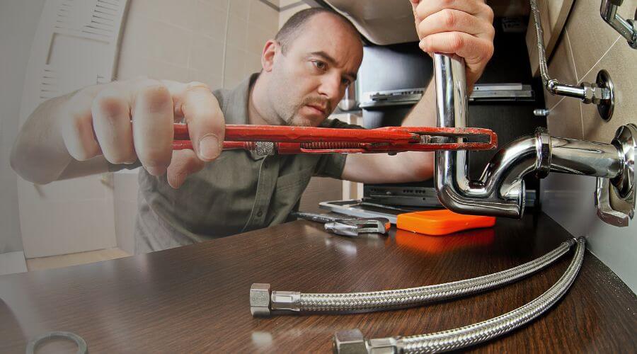 Local water heater installation in Colona, IL